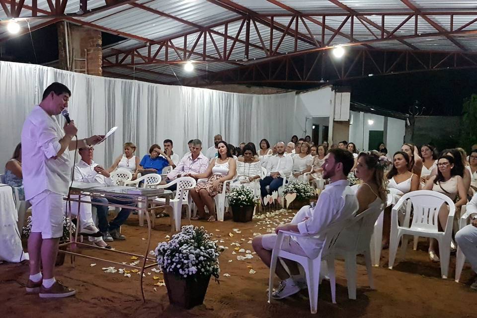 Juiz de Paz Eclesiástico e Celebrante Matrimonial Edvaldo Lopes