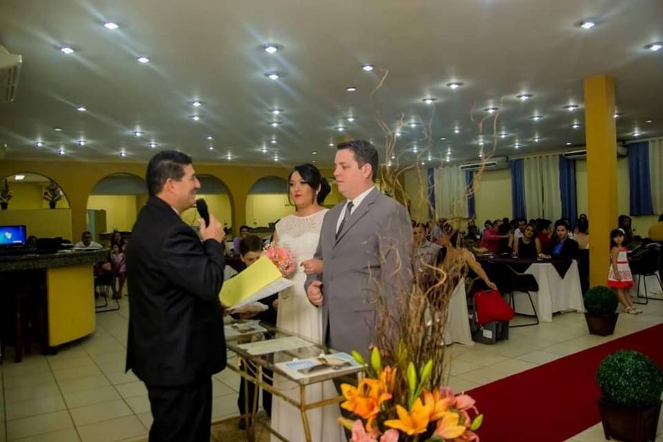 Juiz de Paz Eclesiástico e Celebrante Matrimonial Edvaldo Lopes