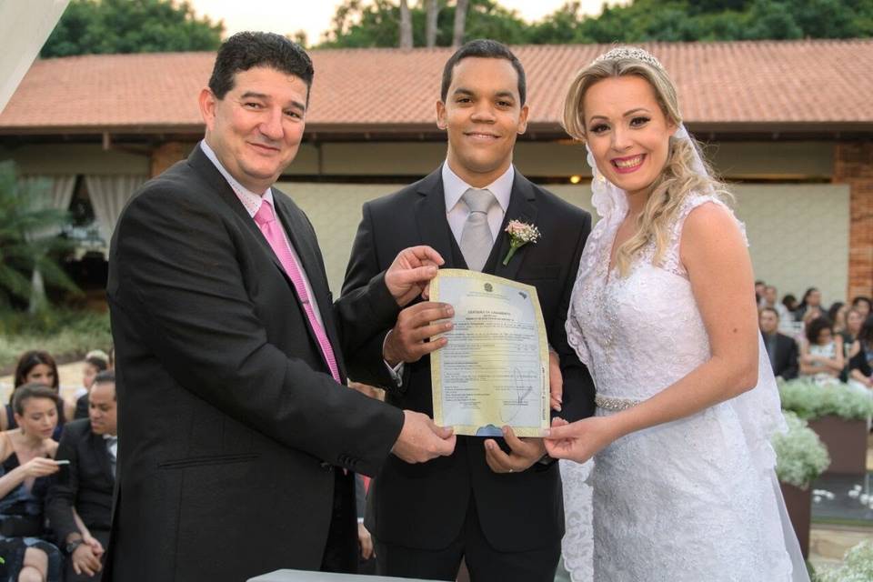 Juiz de Paz Eclesiástico e Celebrante Matrimonial Edvaldo Lopes