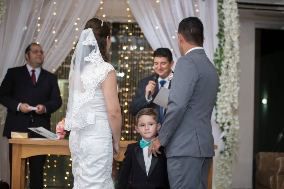 Juiz de Paz Eclesiástico e Celebrante Matrimonial Edvaldo Lopes