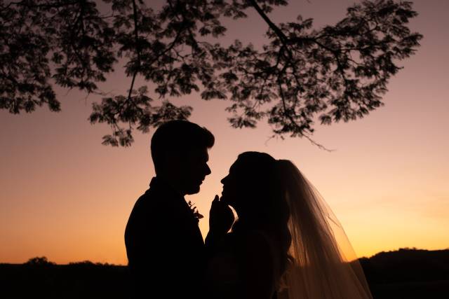 Foto de Casal no Por do Sol