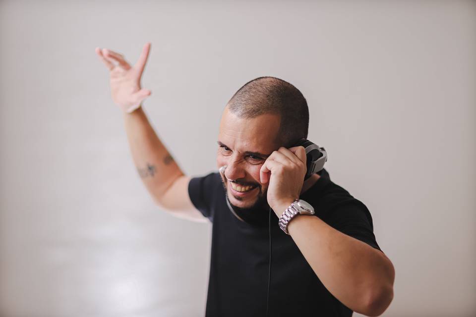 DJ André Velasquez