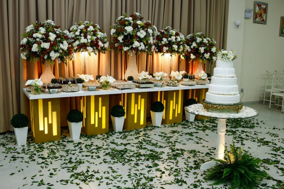 Decoração dourado