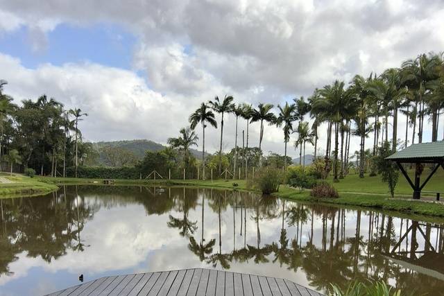 Cerimônia no Lago