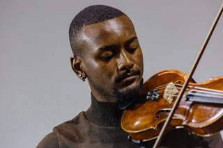 Alexandre Cauã Violinista