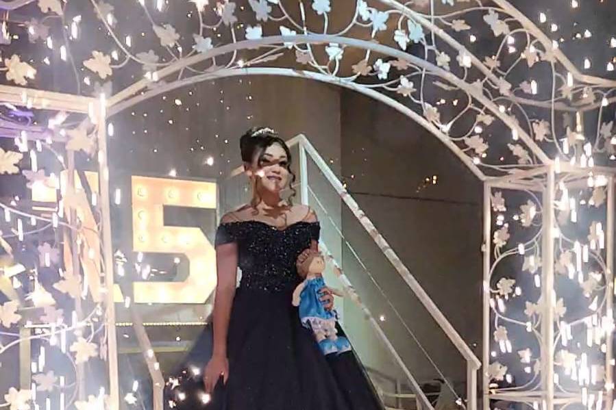 Descida escada Debutante