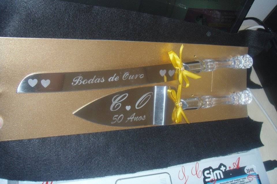 Faca personalizados