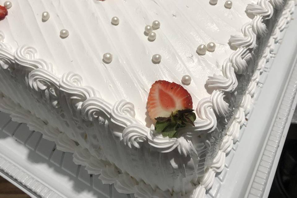 Bolo de corte retangular