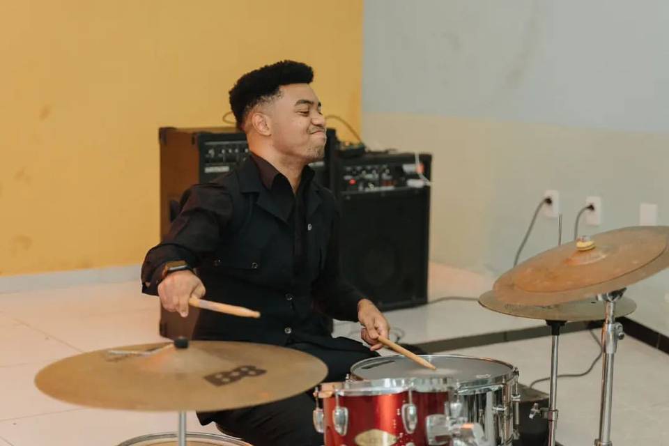 Vitor Baterista