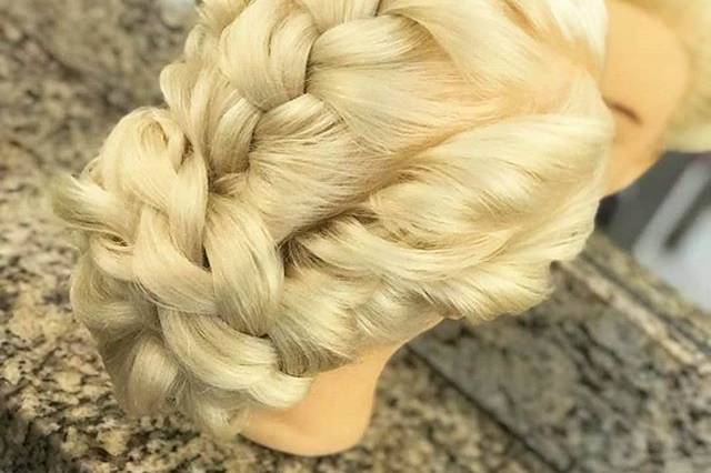 Carla Vilanova Makeup Hair