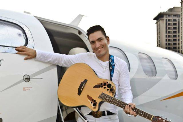Avião