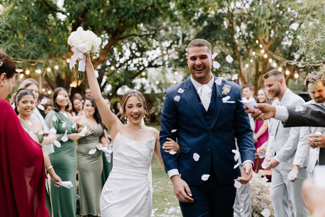 Saída da cerimônia