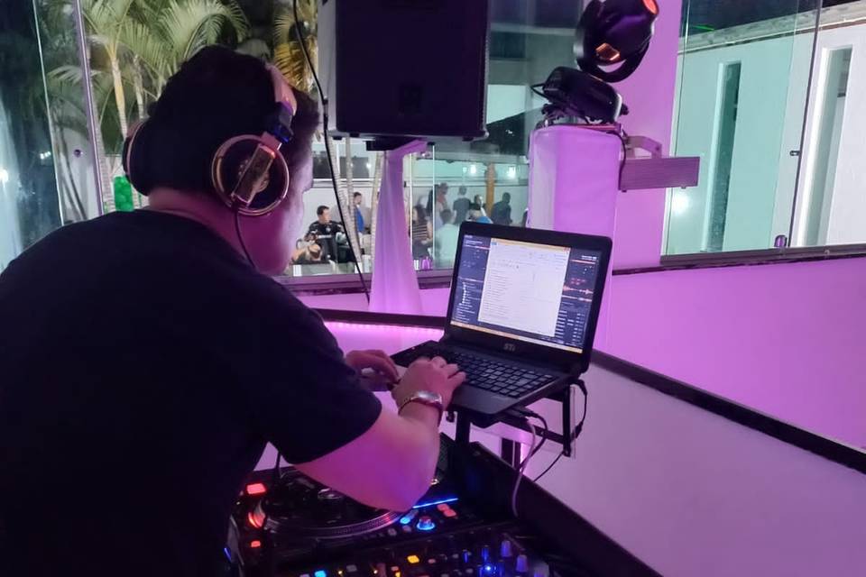 Dj Clésio