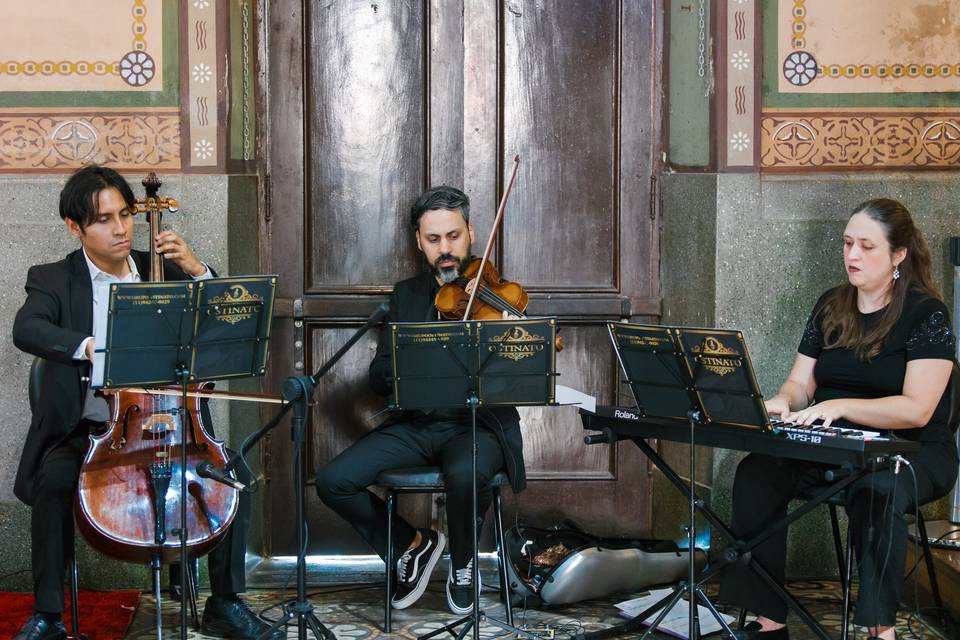Trio violino cello teclado