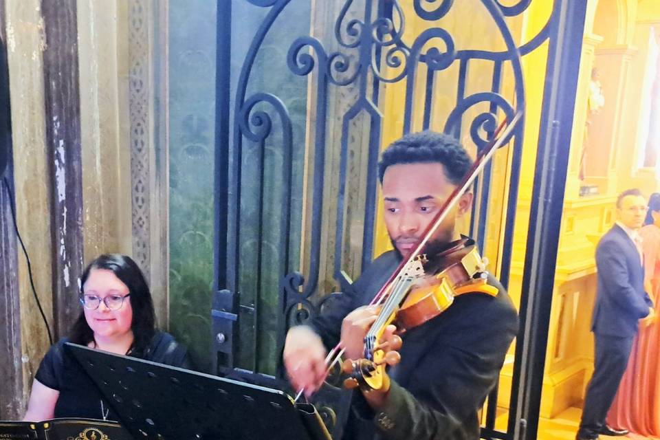 Duo teclado e violino