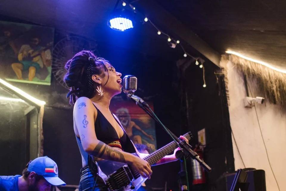 Mariana Roots