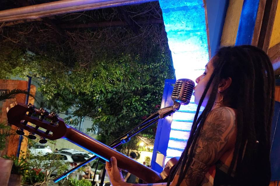 Mariana Roots