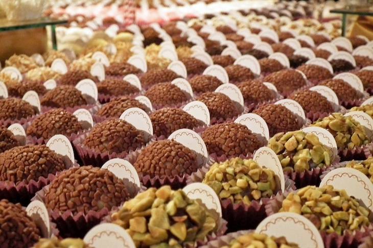 Mesa de brigadeiros