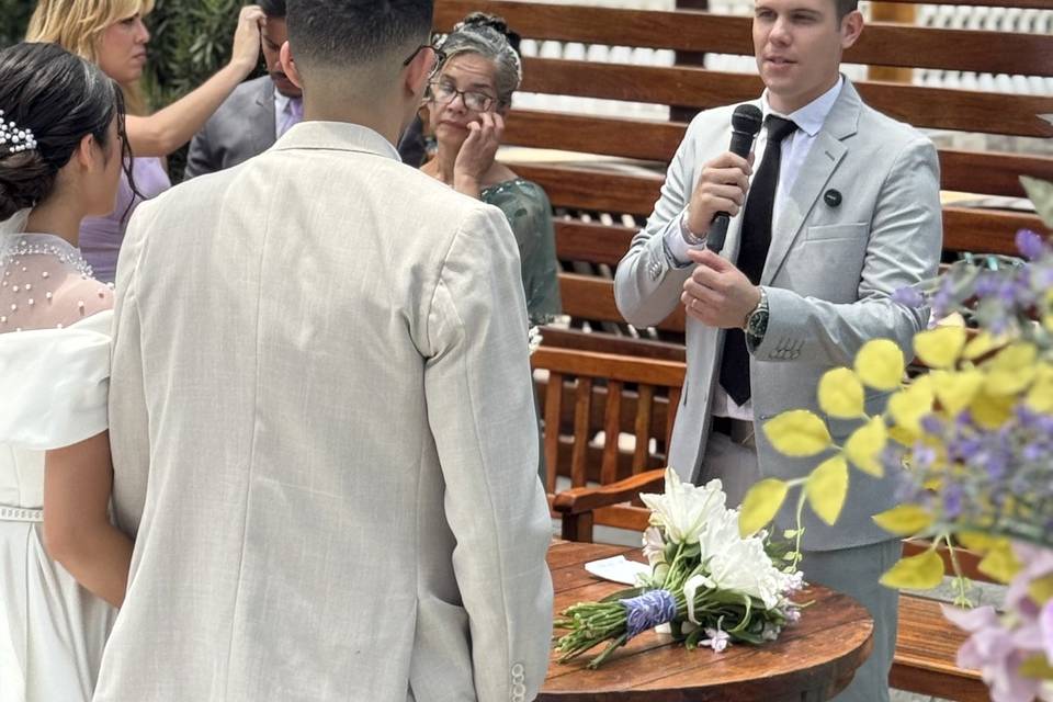 Celebrante de casamento