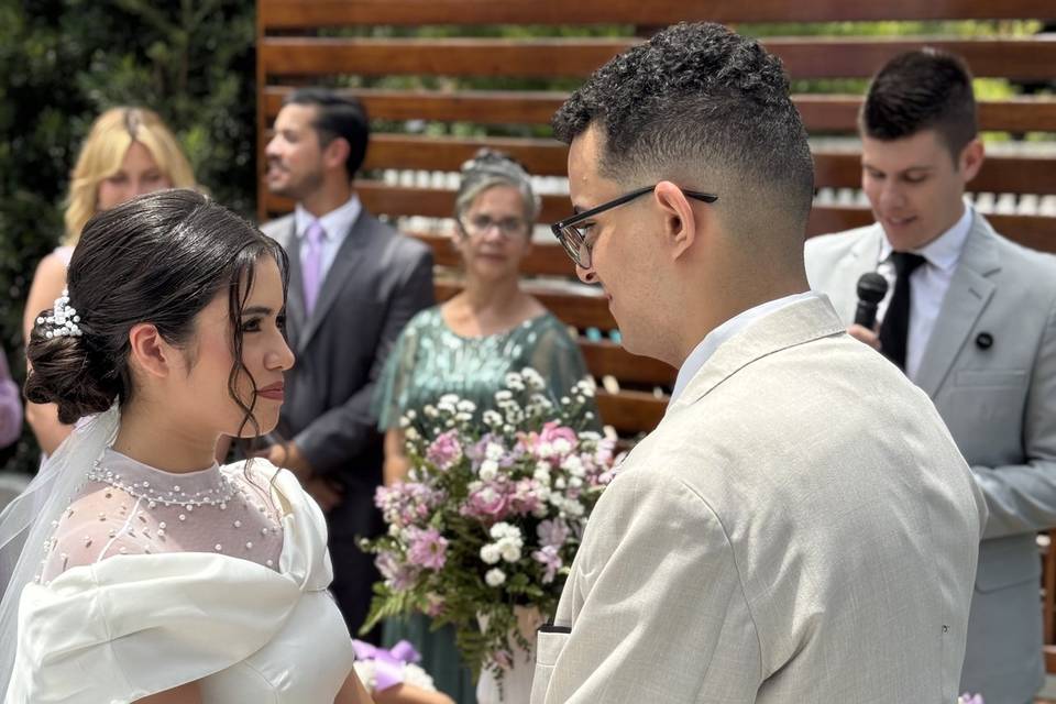 Celebrante de casamento