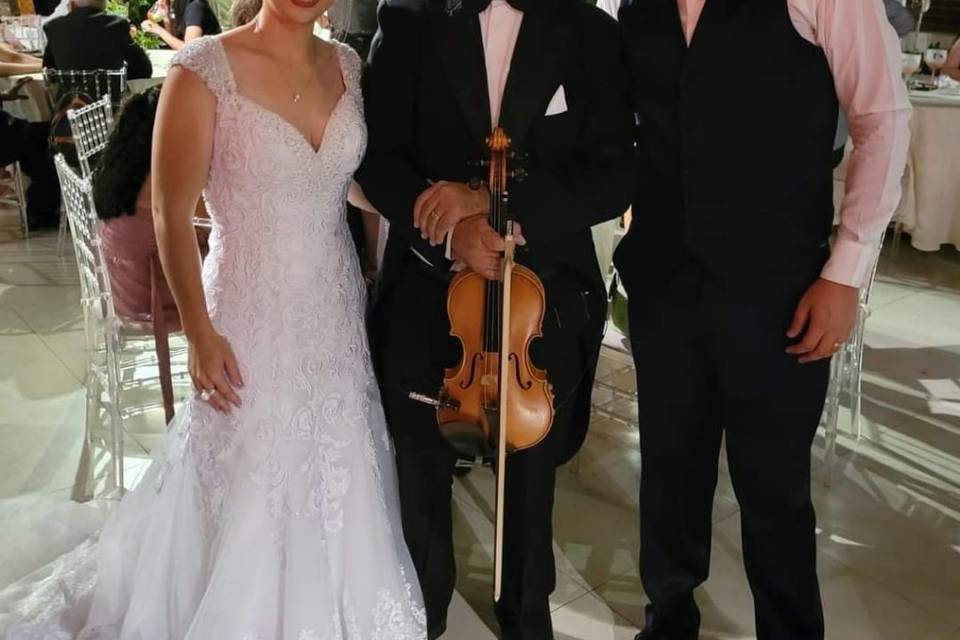 Casal Thais e Sérgio