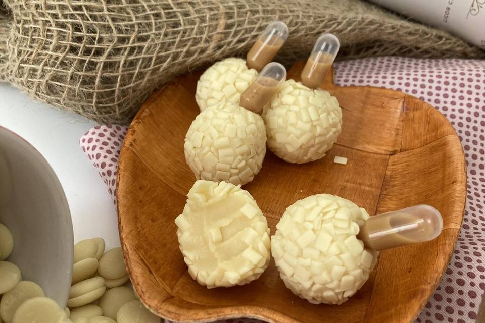 Brigadeiro branco com licor