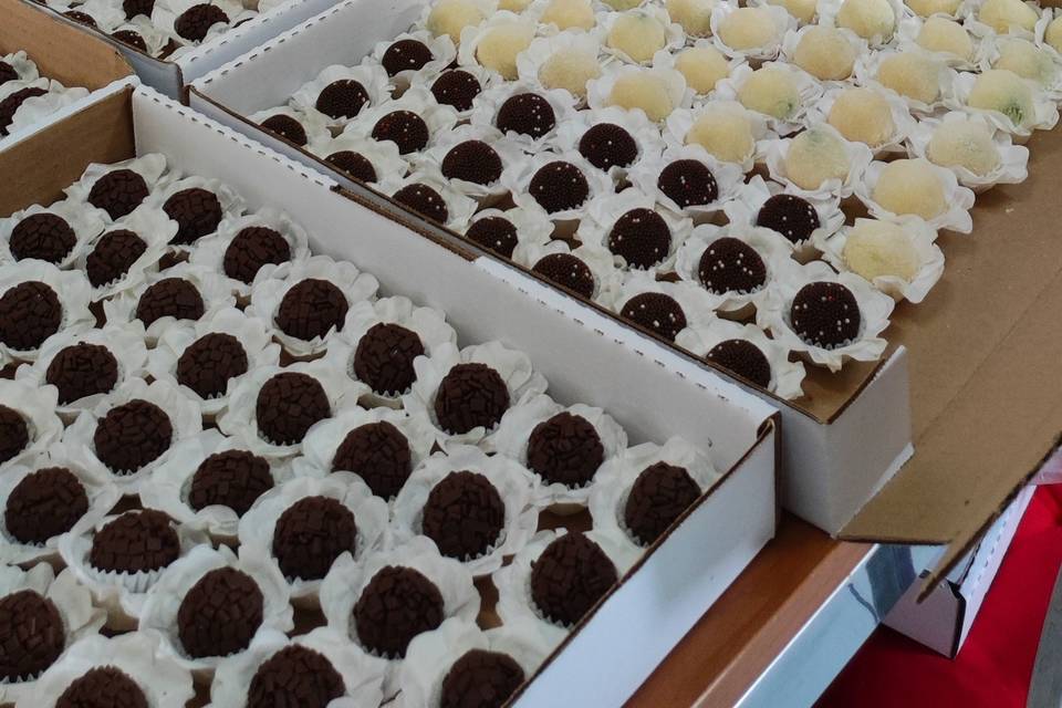 Confeiteira e as criações