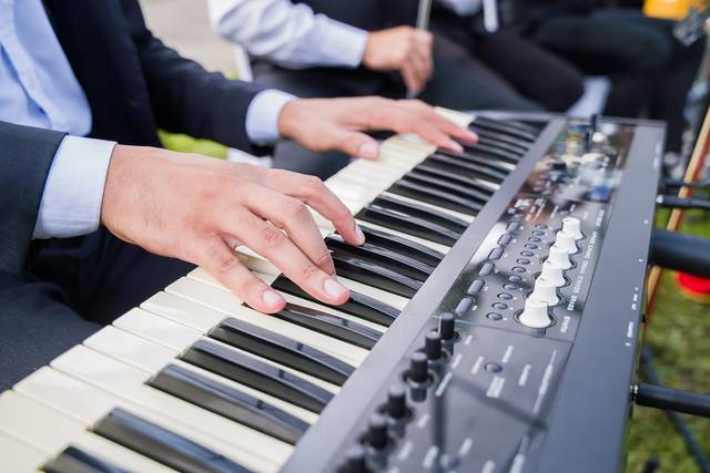 Musicos qualificados