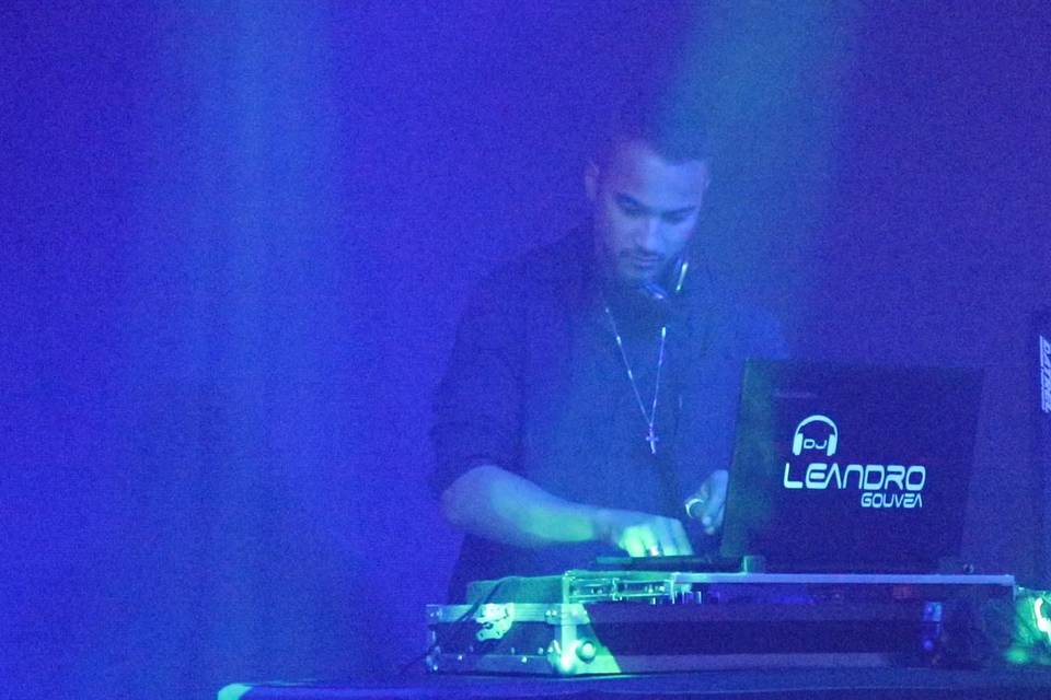 DJ leandro Gouvea