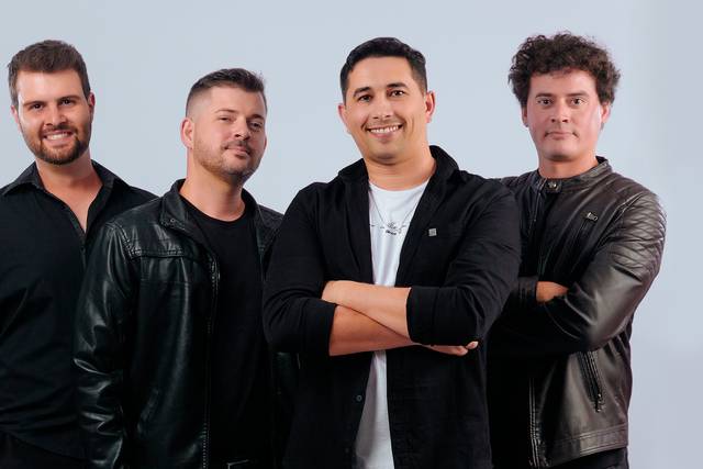 Banda Três & Um
