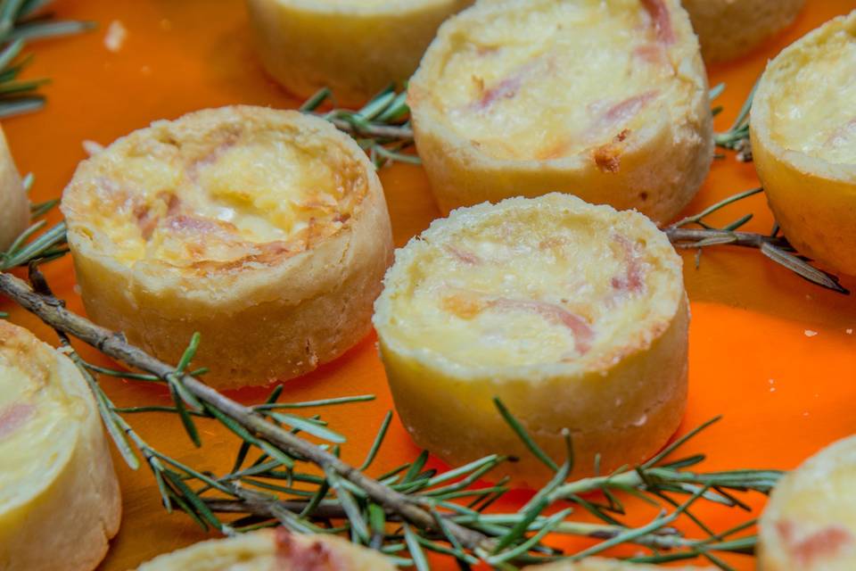 Mini quiche de presunto e qu