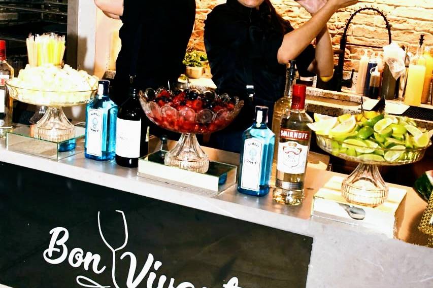 Bon vivant Drinks
