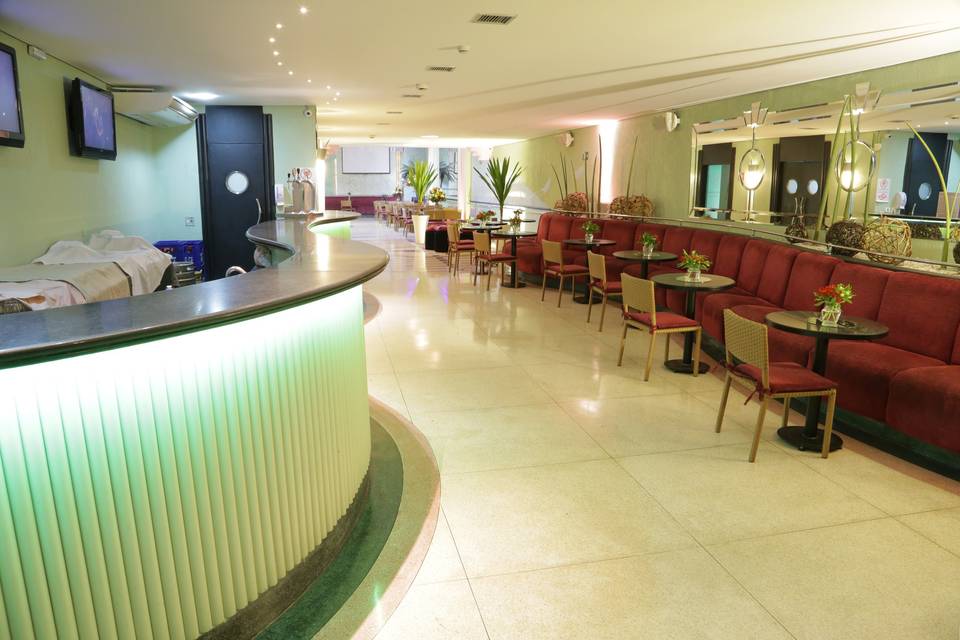 Lounge bar