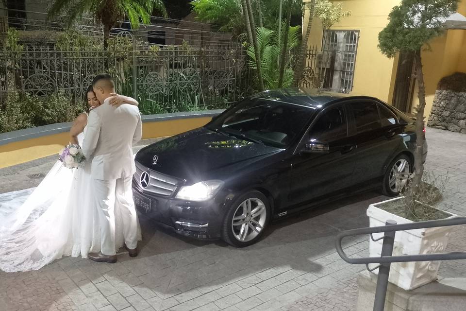 Mercedes Benz Preta
