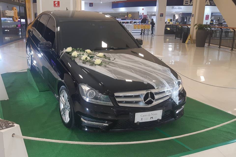 Mercedes Benz Preta