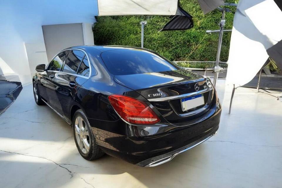 Mercedes-Benz Advantage