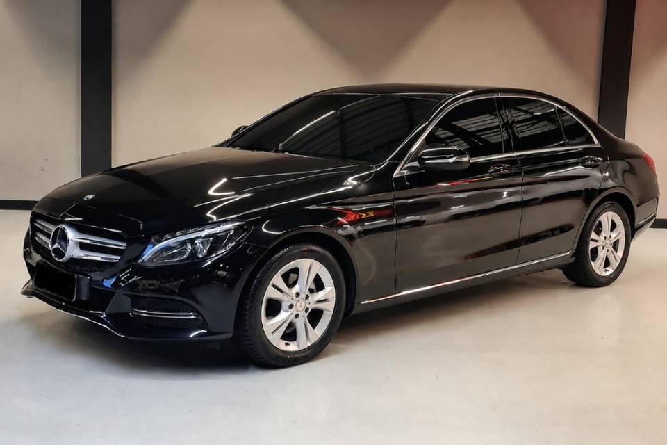 Mercedes-Benz Advantage