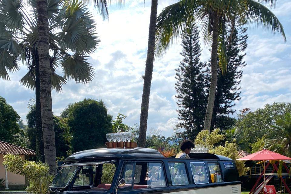 Kombi Bar