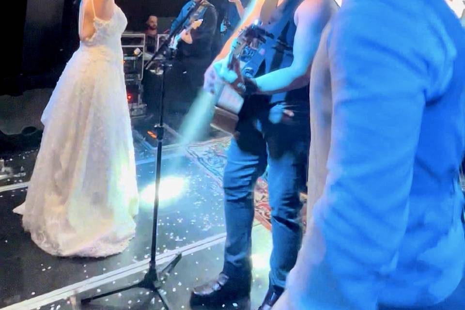 Momento buquê animado