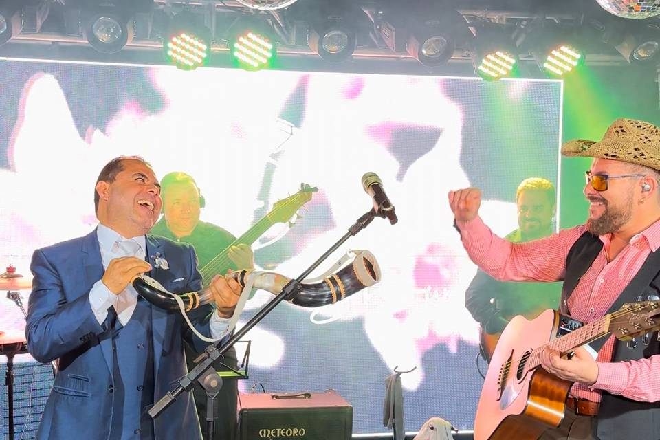 Momento do noivo com berrante