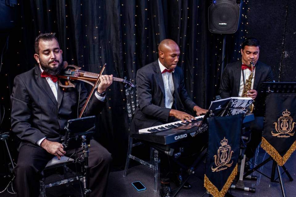 Formação em trio