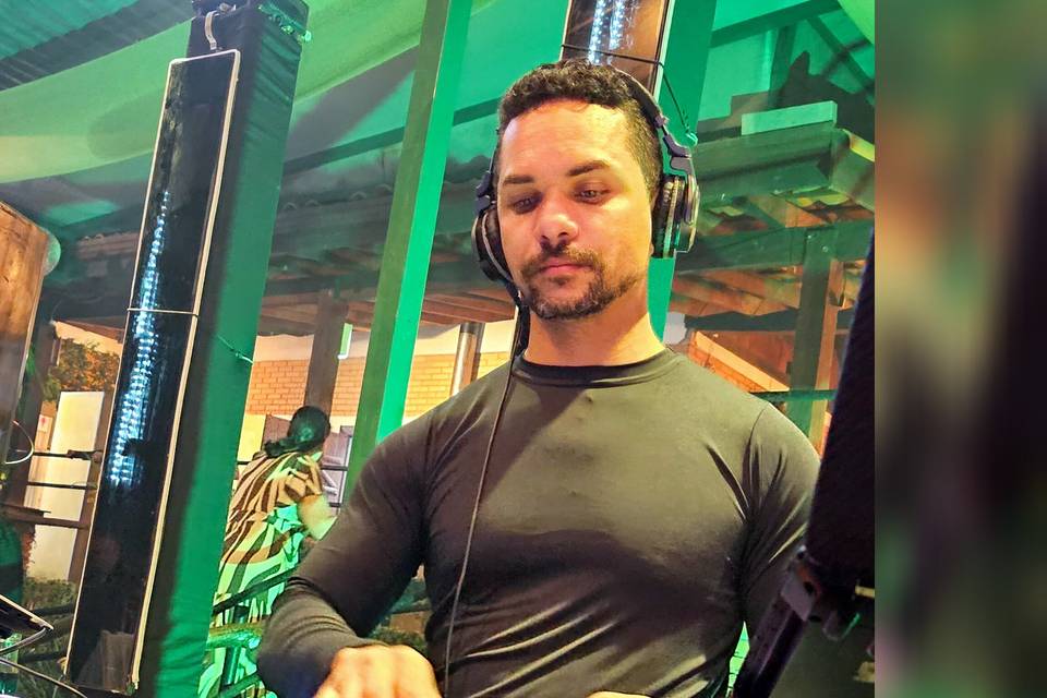 Dj crhis