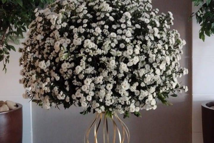 Arranjo floral decorativo