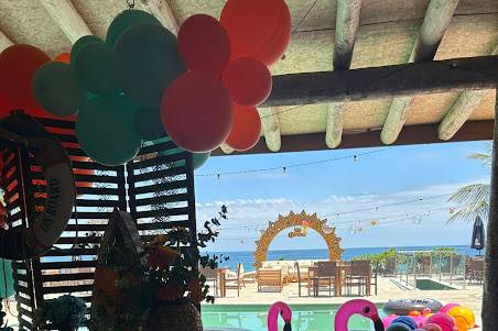 Cenografia Pool Party Medina