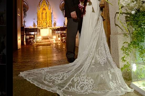 Noivos en  Igreja