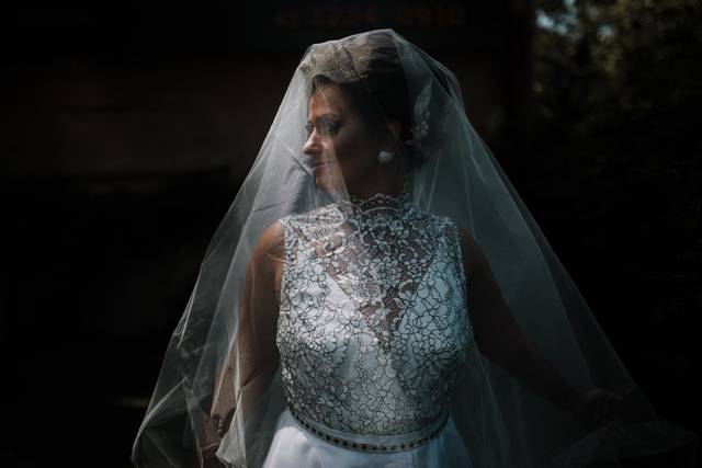 Lari Guimarães