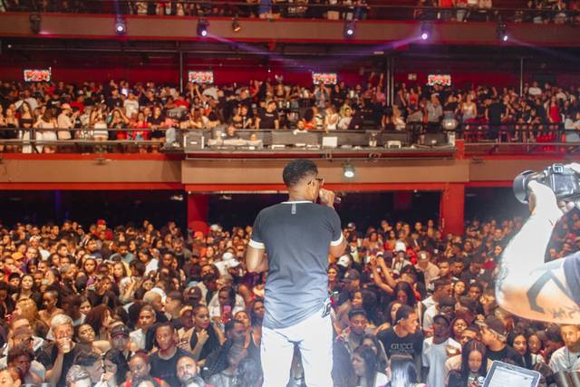 Ita Music show do poze