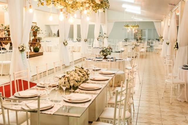 Flores e Flores e Buffet