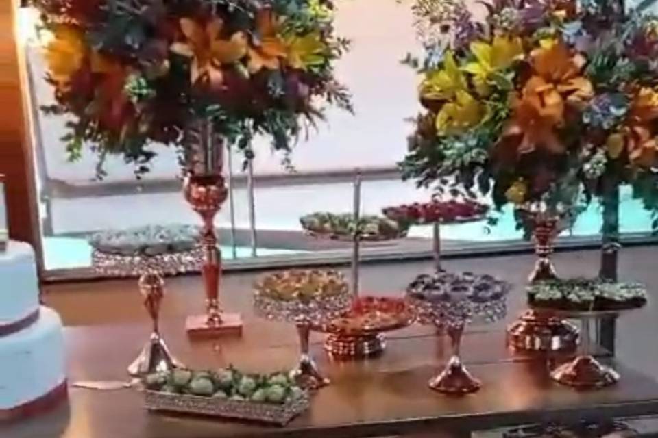 Flores e Flores e Buffet