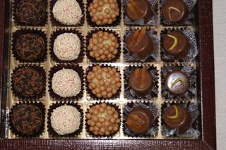 Chez Blanc Chocolates Finos